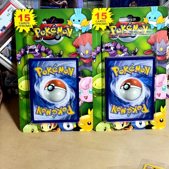 2 Pokémon 2012 Vintage Promo Packs Holo *Sealed* Possible Charizard + 100 Cards - Picture 6 of 7